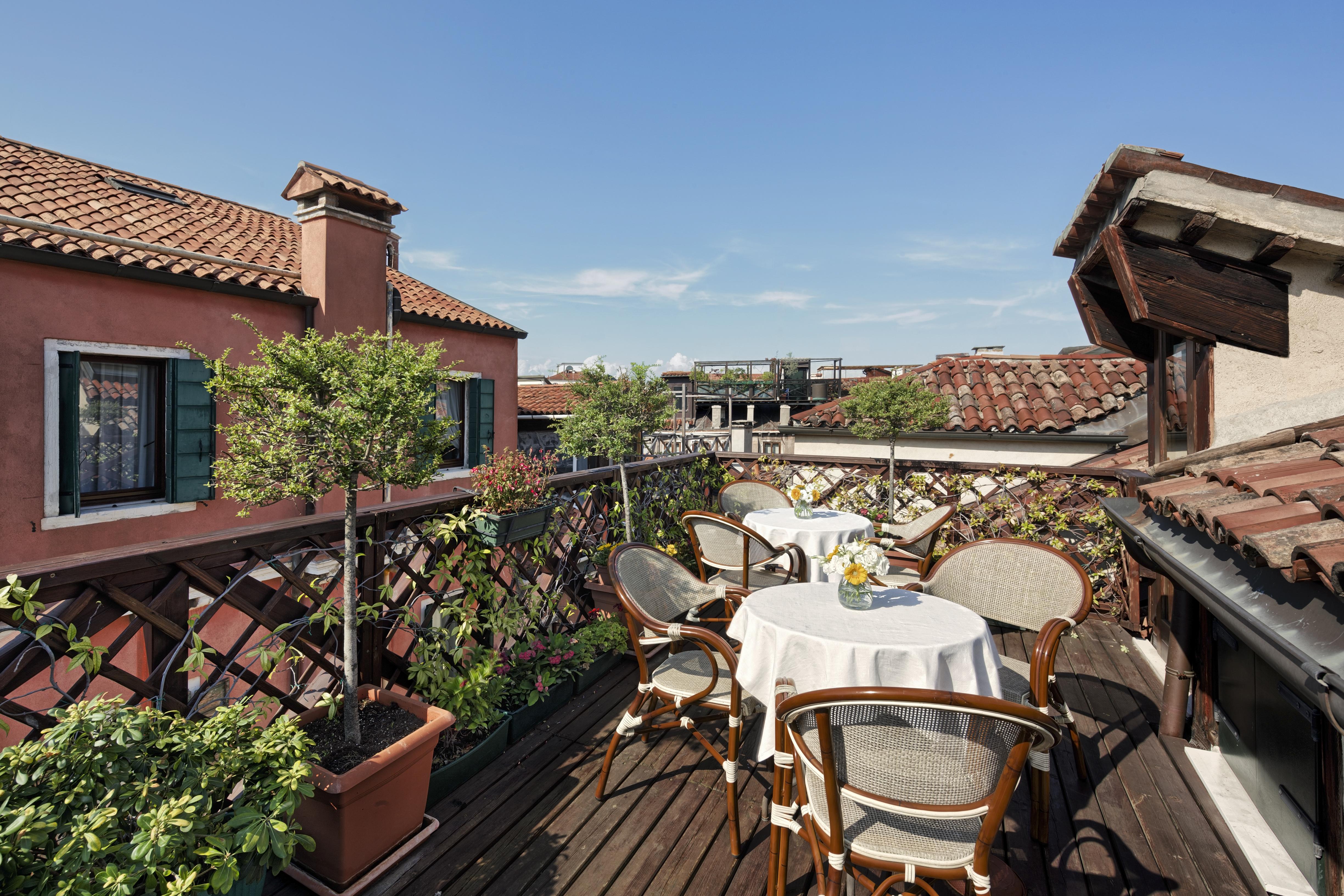 Antica Locanda Al Gambero Hotel Venice Exterior photo